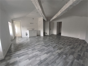 appartement à la location -   86700  VALENCE EN POITOU, surface 62 m2 location appartement - APR715209